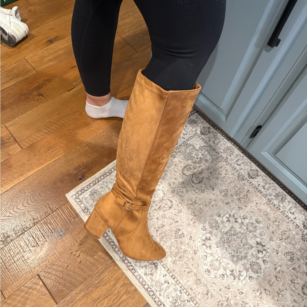 Tan Knee-High Women's Boots